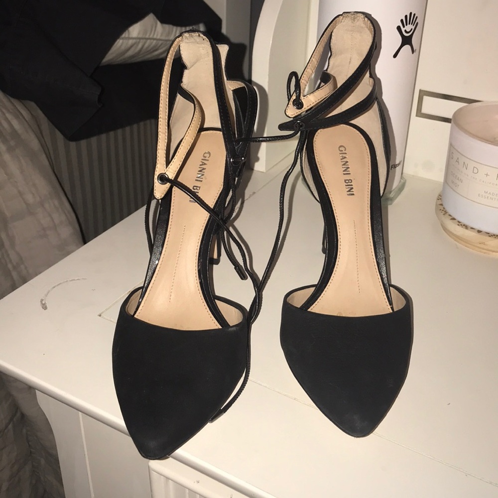 Gianni Bini Black Suede Heels